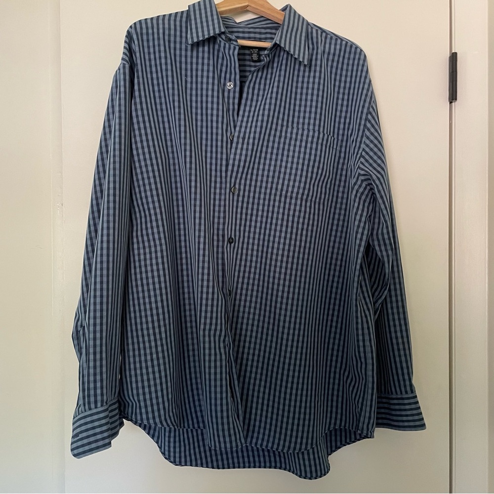 Van Heusen Dress Shirt XL